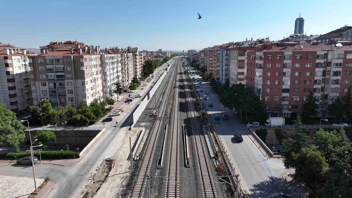 KONYARAY Banliyö Hattı\'nda çevreye duyarlı inşaat