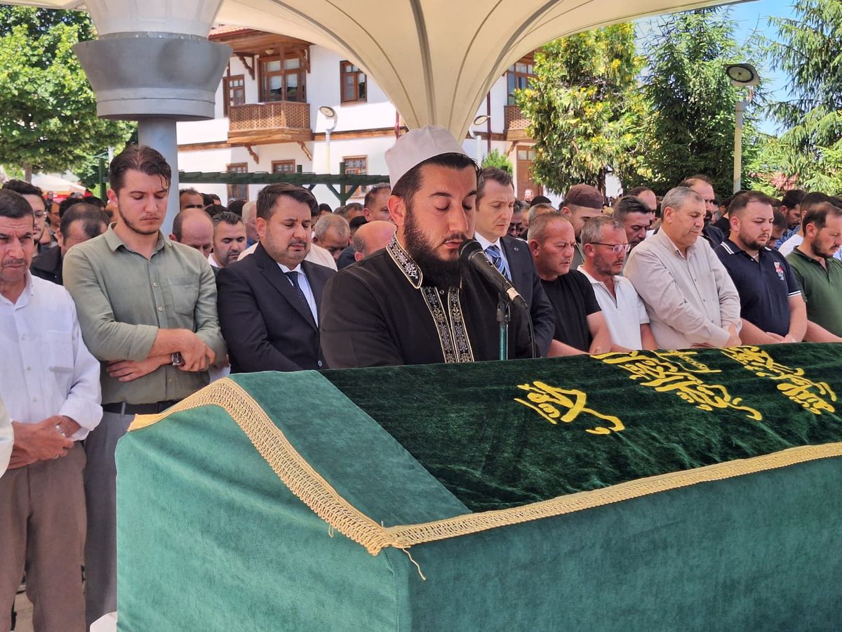 11 Yaşındaki Alper, Minibüs Çarpmasıyla Hayatını Kaybetti