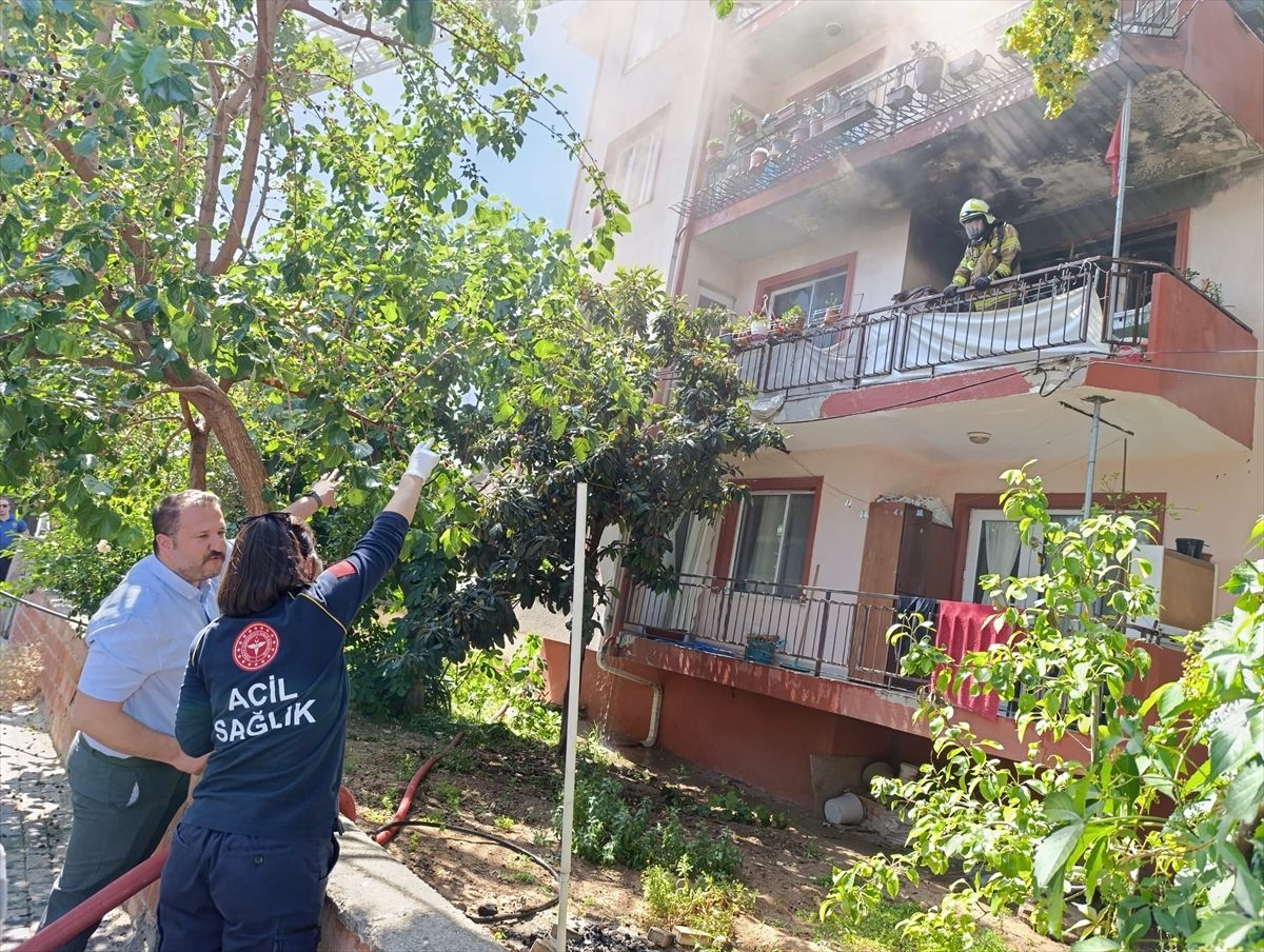 Bursa\'da Apartmanda Yangın