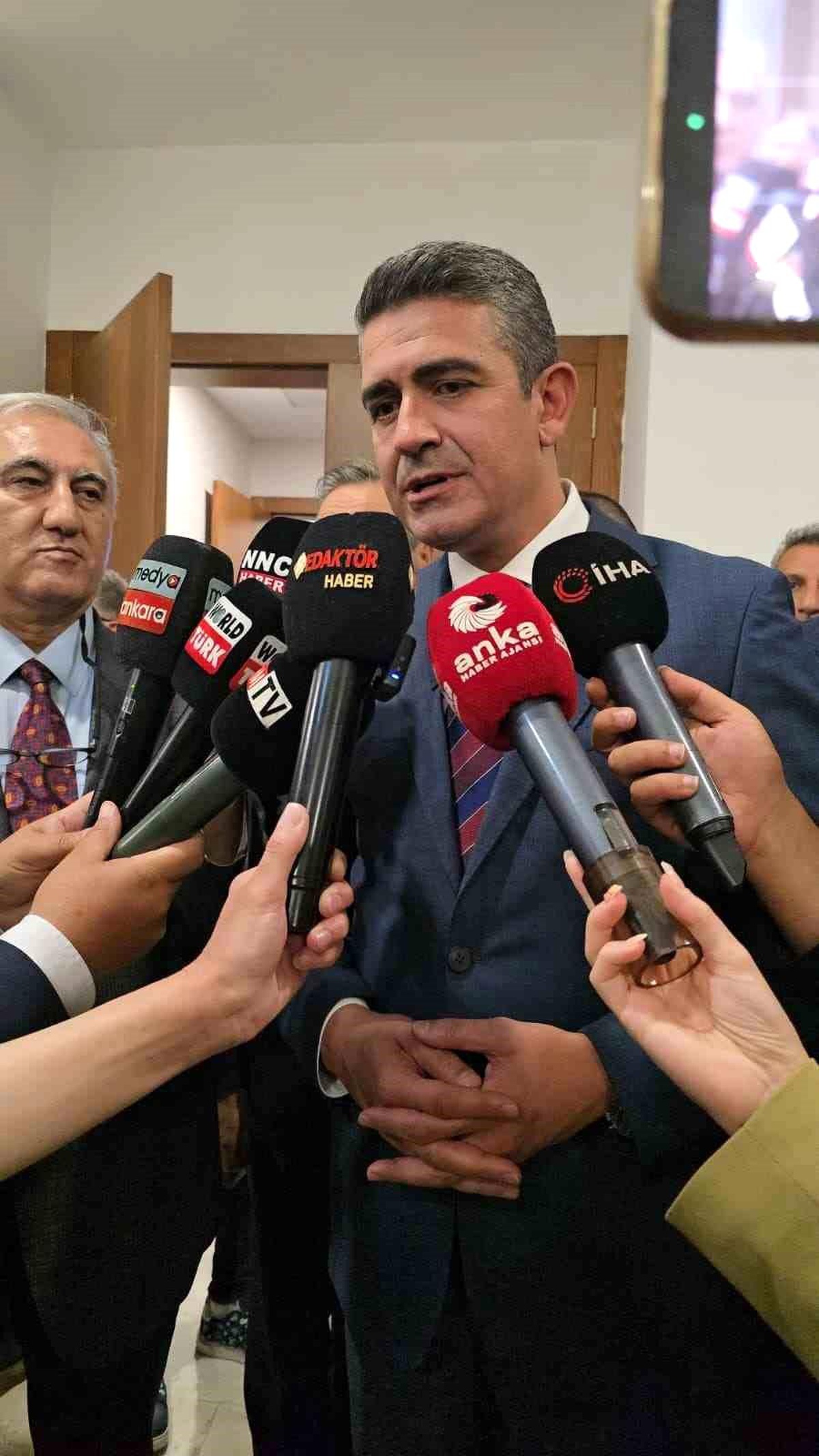 CHP\'den AK Parti\'ye geçen Haymana Belediye Başkanı Koç: "Çok farklı olaylar, çok farklı yaşanmışlıklar, çok farklı birikmişlikler oldu"