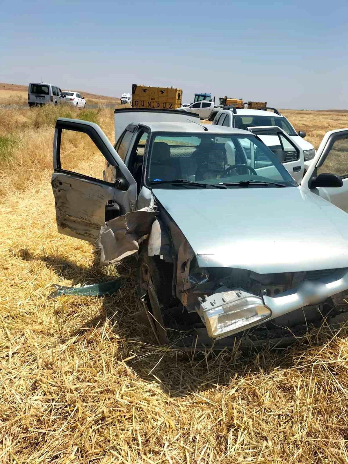 Diyarbakır\'da Trafik Kazası: 3 Yaralı