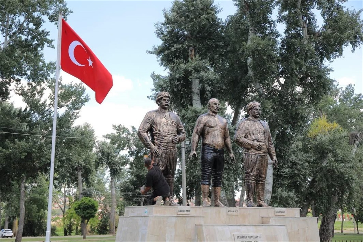 Kırkpınar Güreşleri İçin Hazırlıklar Devam Ediyor