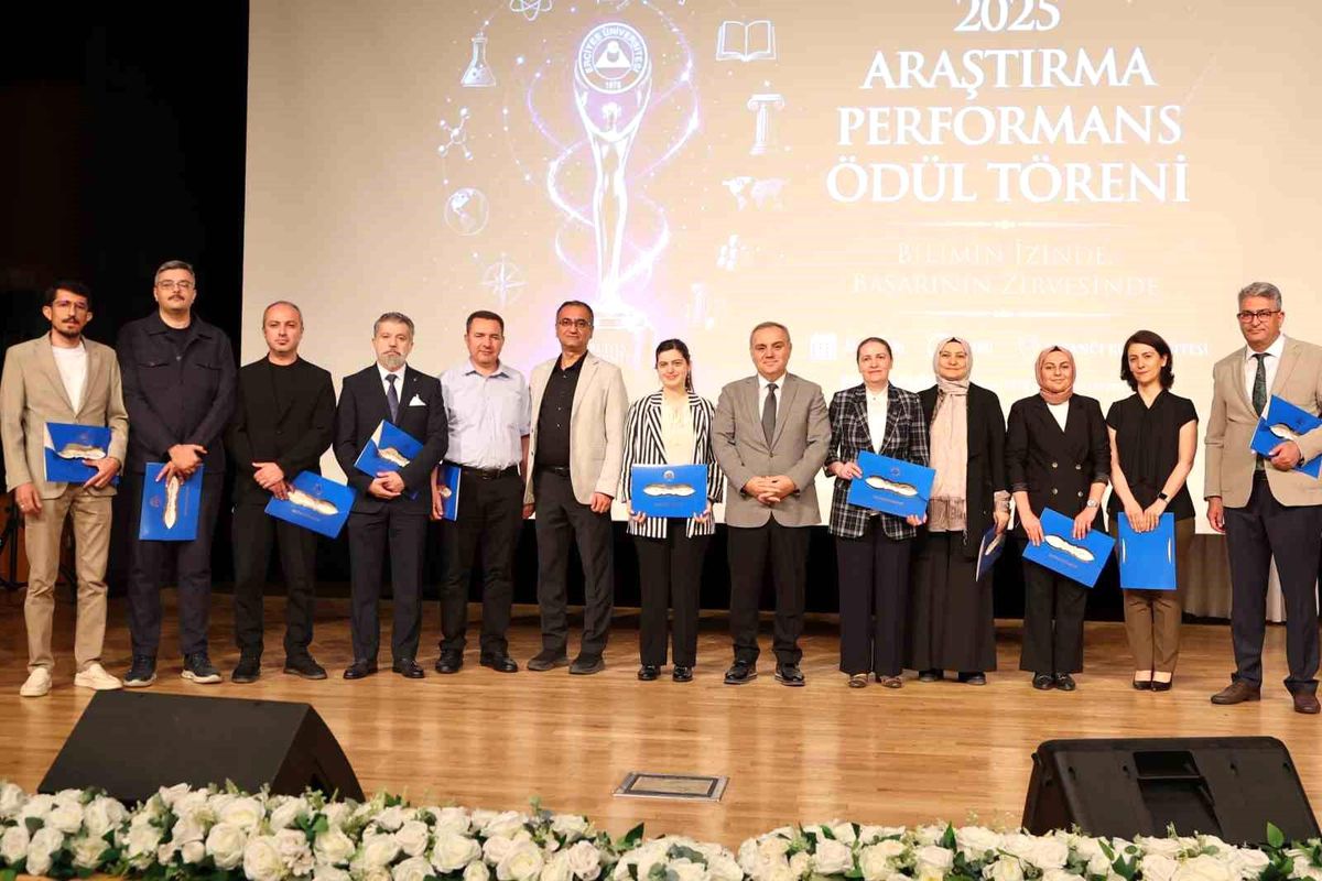 Erciyes\'te Araştırma Ödül Töreni
