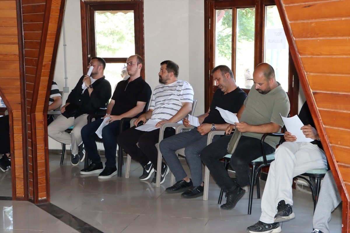 Ferizli\'de İş Arayanlarla İşverenler Buluştu