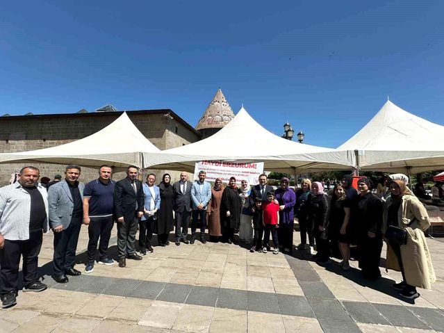 Erzurum’da Hayır Çarşısı Büyük İlgi Gördü