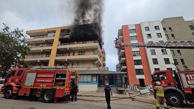 İskenderun’da ev yangını paniği