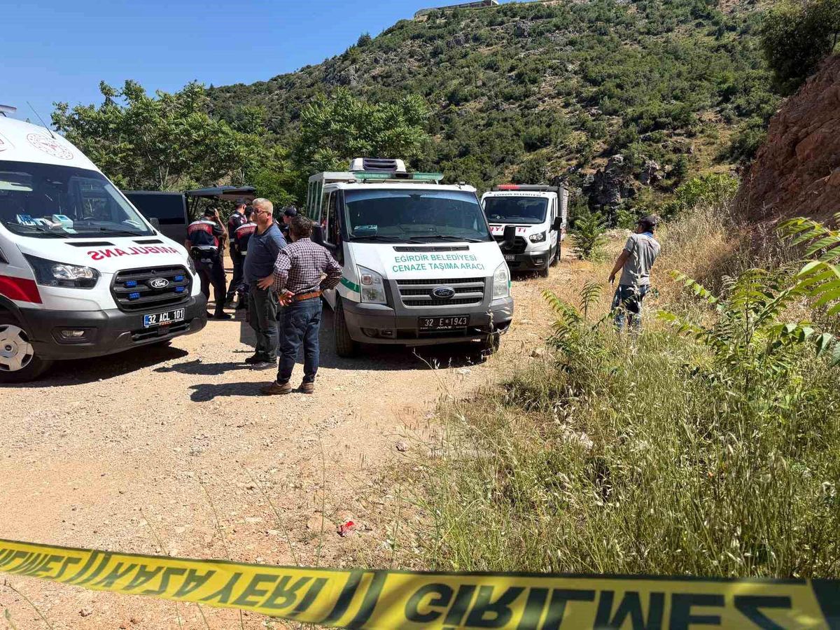 Isparta\'da 2 Genç Araçta Ölü Bulundu