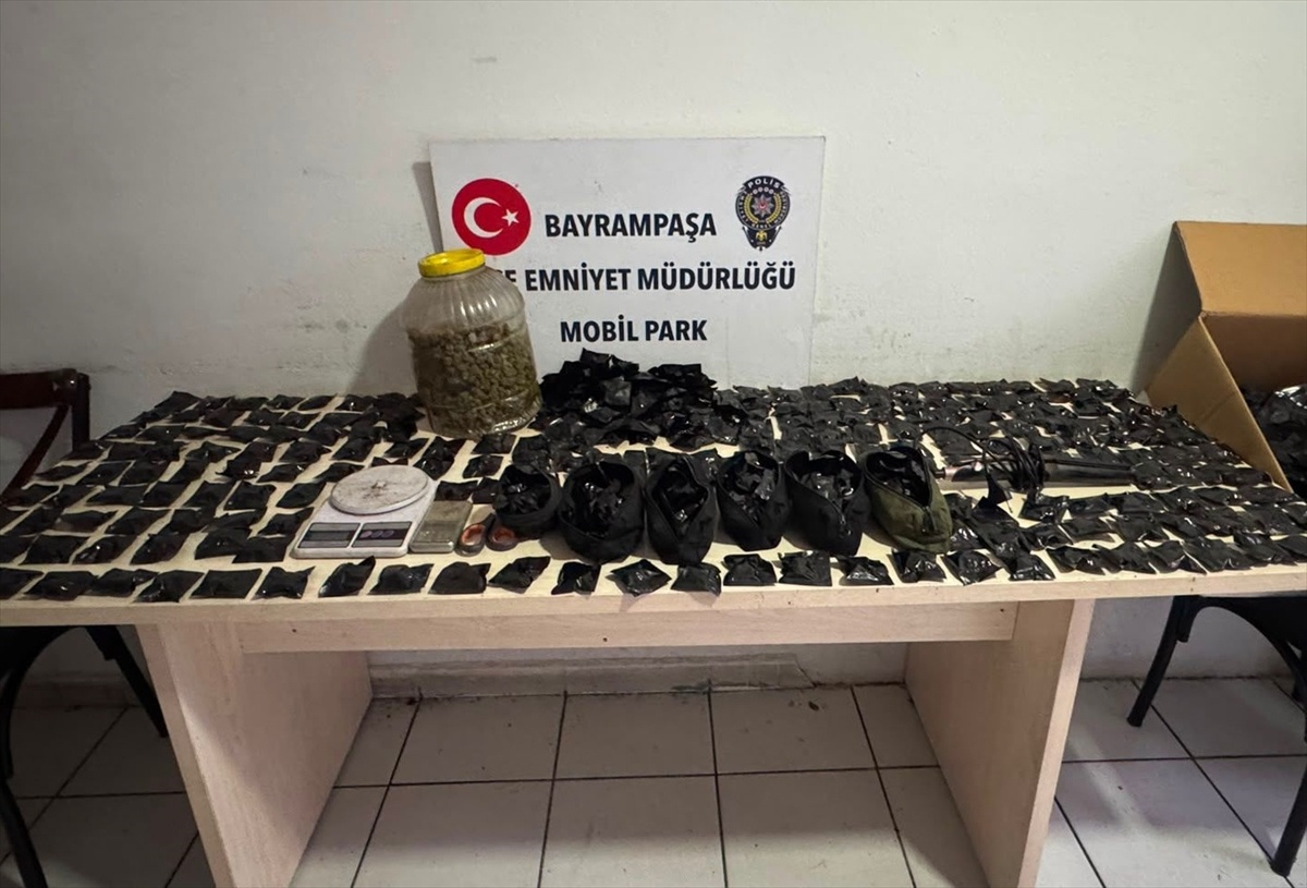 İstanbul\'da Uyuşturucu Operasyonu: 2 Tutuklama