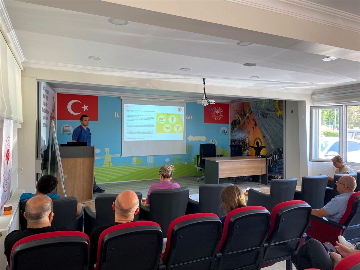 Kırklareli\'nde Veterinerlere Eğitim