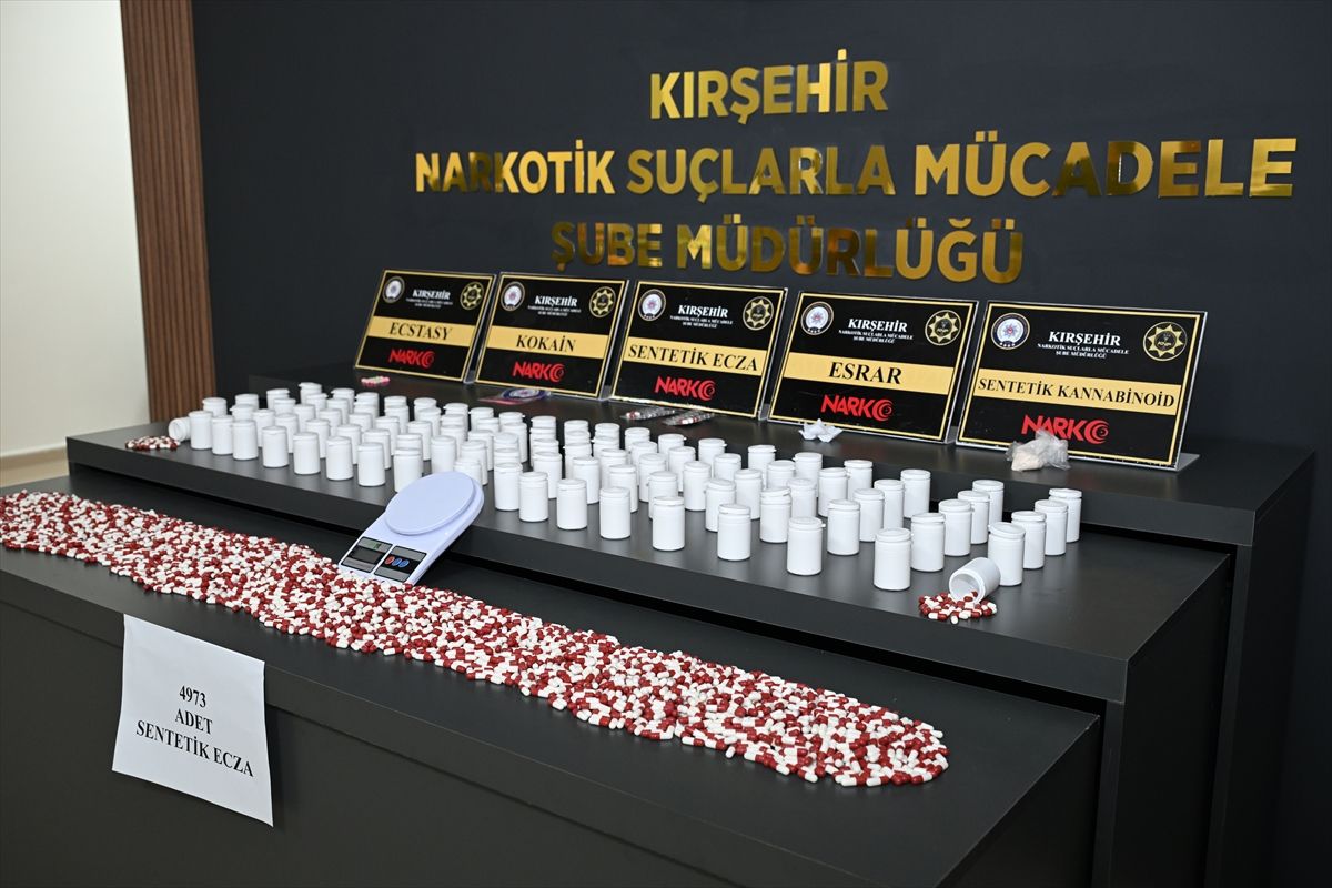 Kırşehir\'de Uyuşturucu Operasyonu: 2 Tutuklama