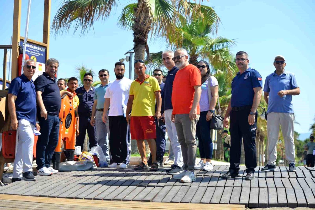 Kumluca\'da yüzme alanlarında denetim