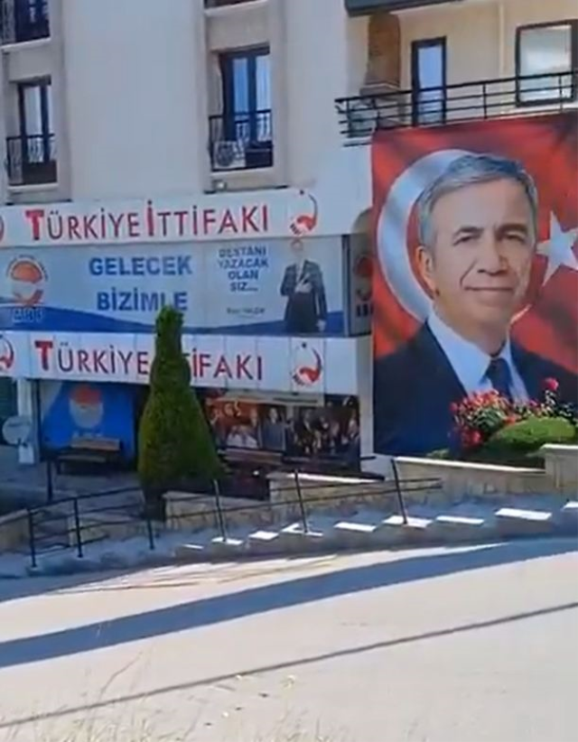 Mansur Yavaş cephesinden ABP binasına asılan pankartla ilgili açıklama