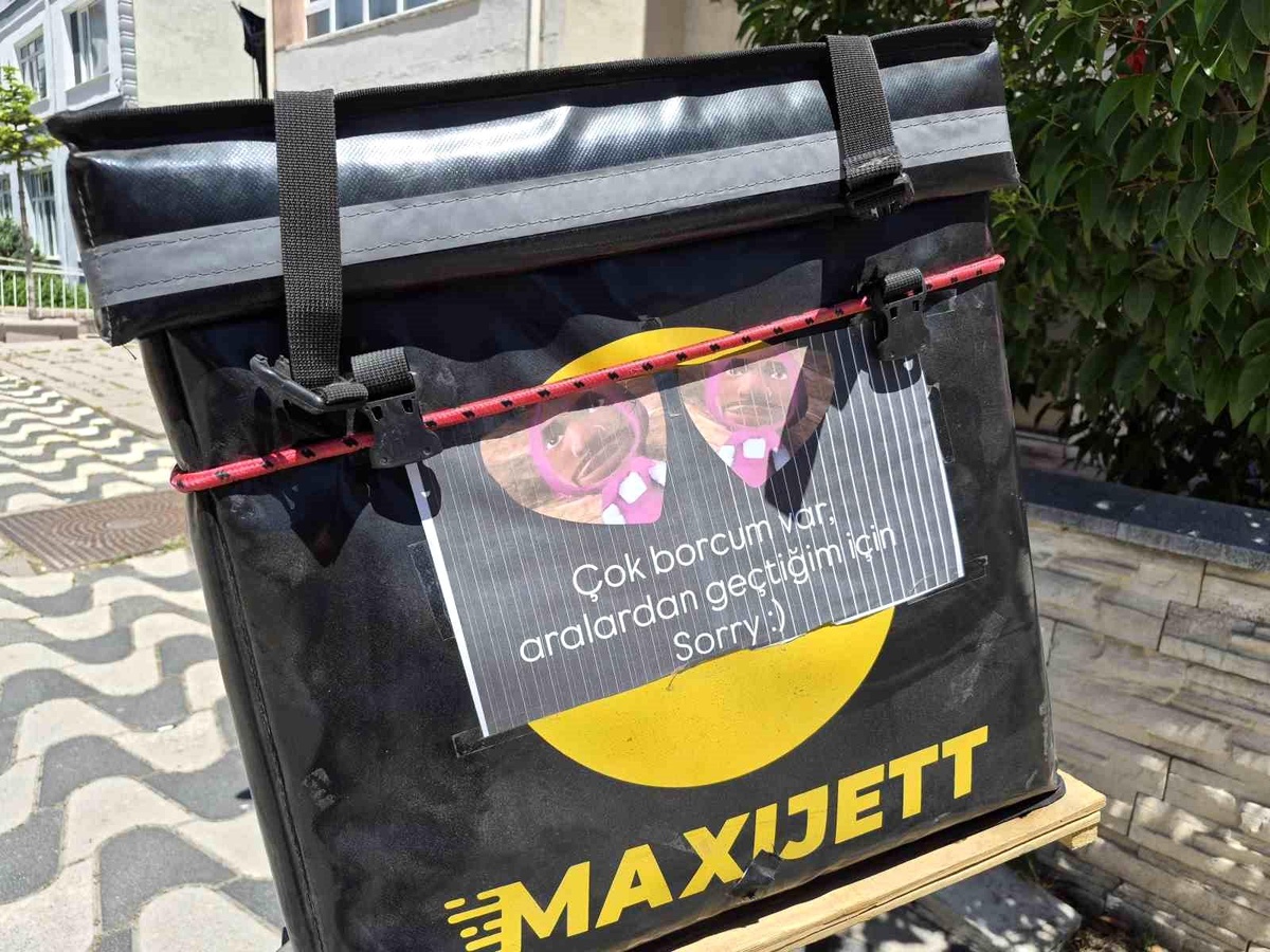 Eskişehirli Motokuryeden Esprili Uyarı