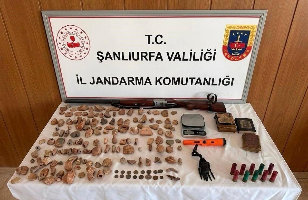 Şanlıurfa\'da Tarihi Eser Operasyonu