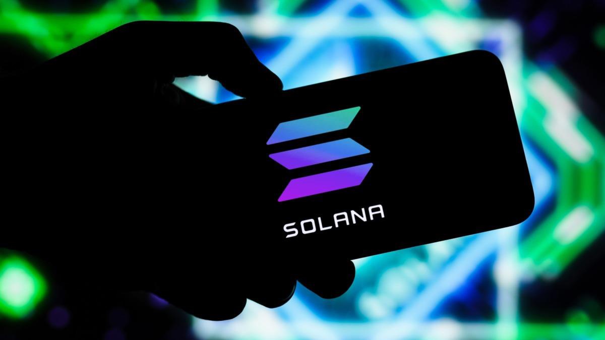 Solana hazinesi şirketi Solmate karıştı: En büyük ortak mahkemeye gitti