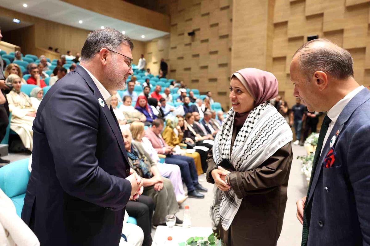 İki Coğrafya Tek Ağıt: Gazze ve Srebrenitsa