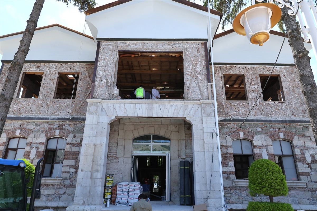Tokat\'taki Tarihi Belediye Binası Yeniden Restorasyonda