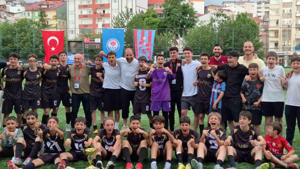 Trabzon U13 Ligi Şampiyonu: Altın Gençlik