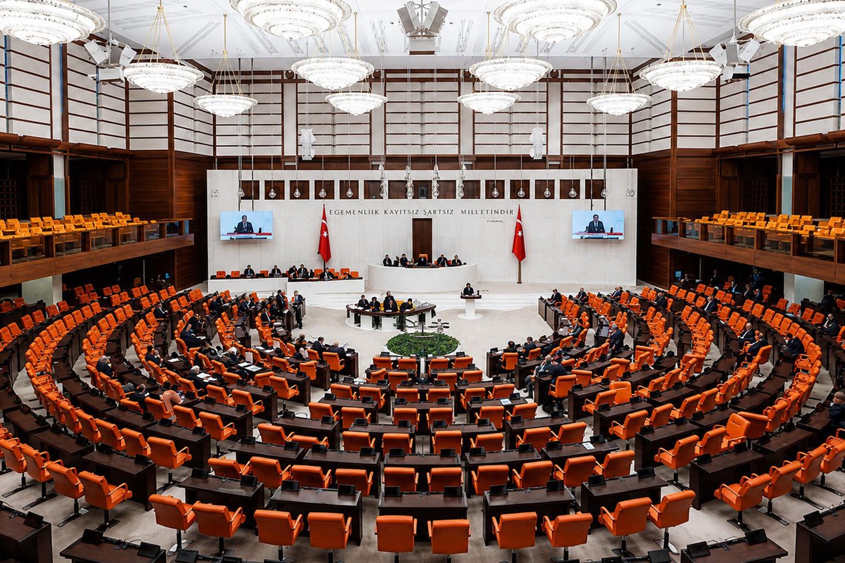 AK Parti\'den kritik açıklama! "Terörsüz Türkiye" için yeni yasal çerçeve geliyor