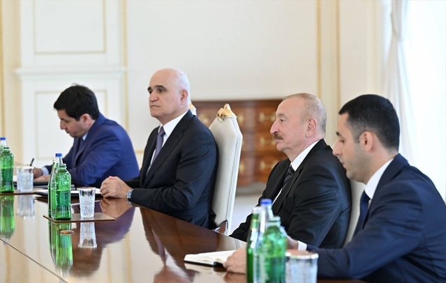 Aliyev, Kalibaf’ı Kabul Etti