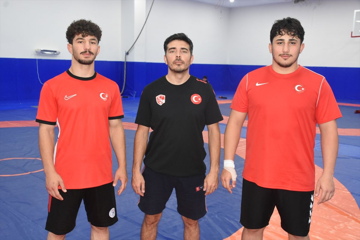 Karakucak Güreşi Geleneği Devam Ediyor