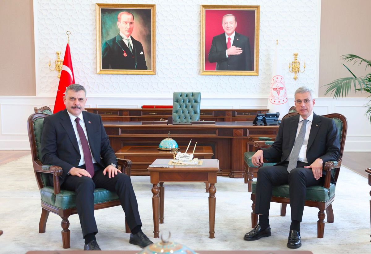 Bakan Çiftçi\'den Sağlık Bakanı Memişoğlu\'na ziyaret