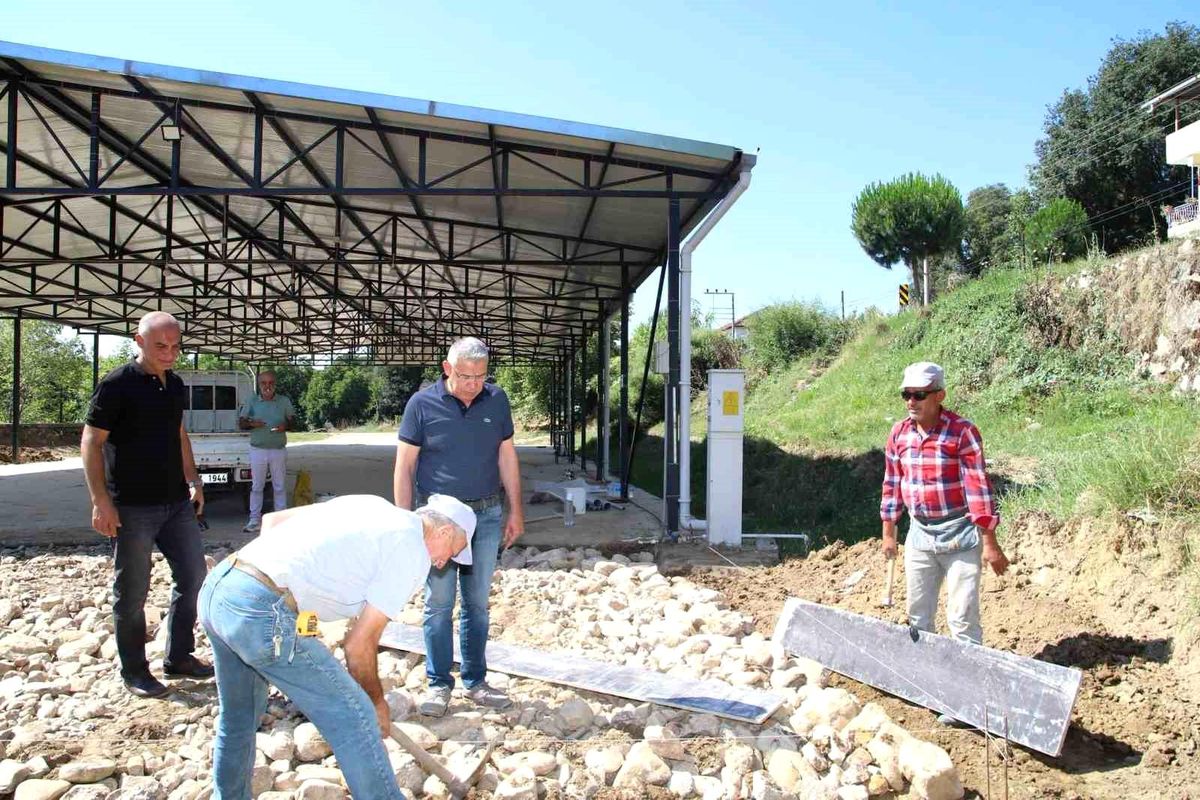 Başkan Güler, Koçak Mahallesi\'ndeki çalışmaları inceledi