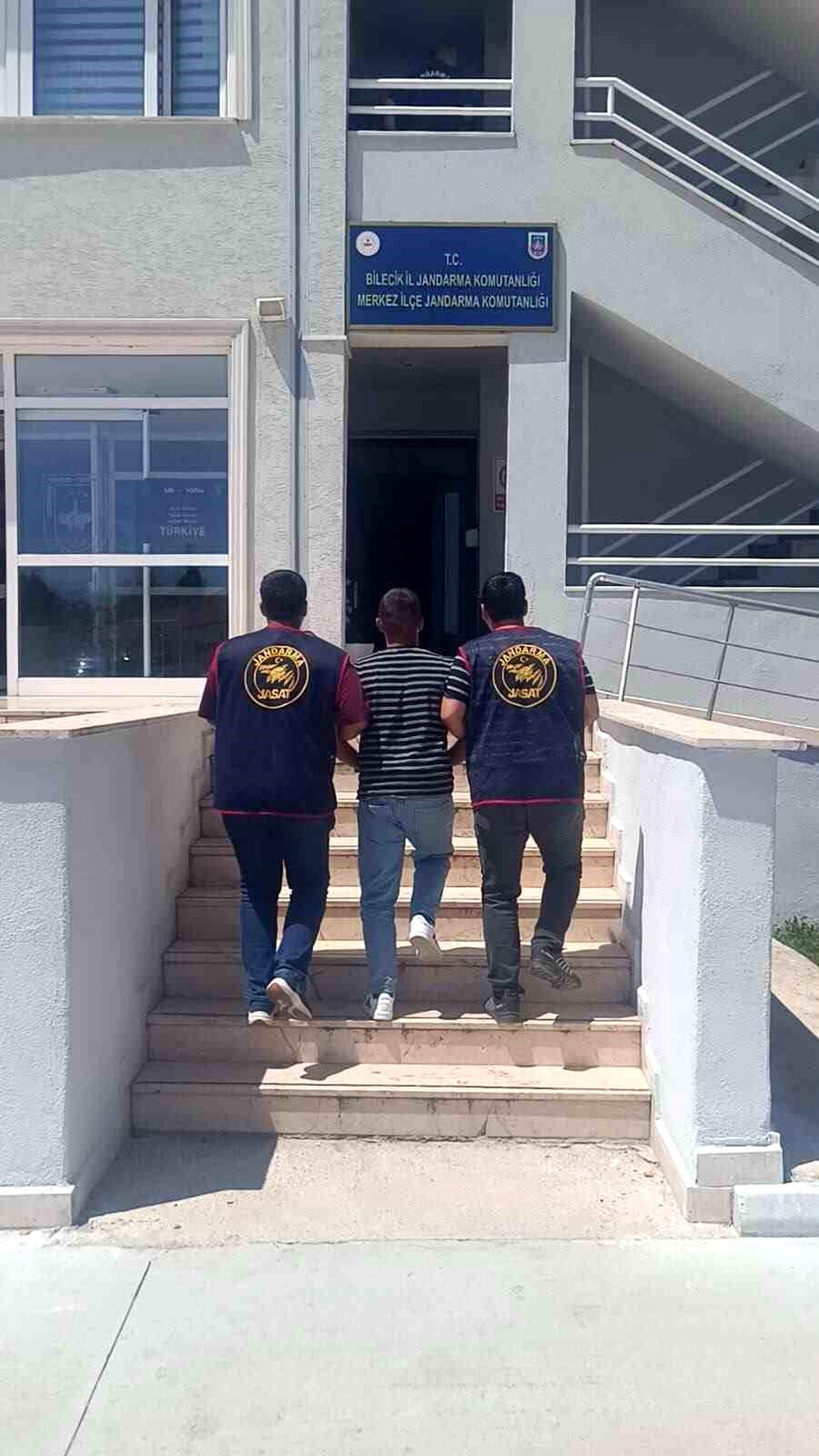 Bilecik\'te Aranan Şahıs Yakalandı