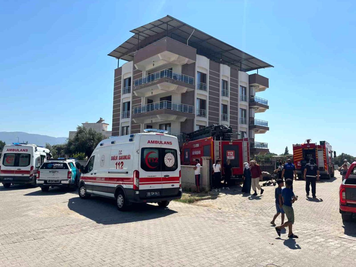 Köşk\'te Yangın: 4 Kişi Dumandan Etkilendi