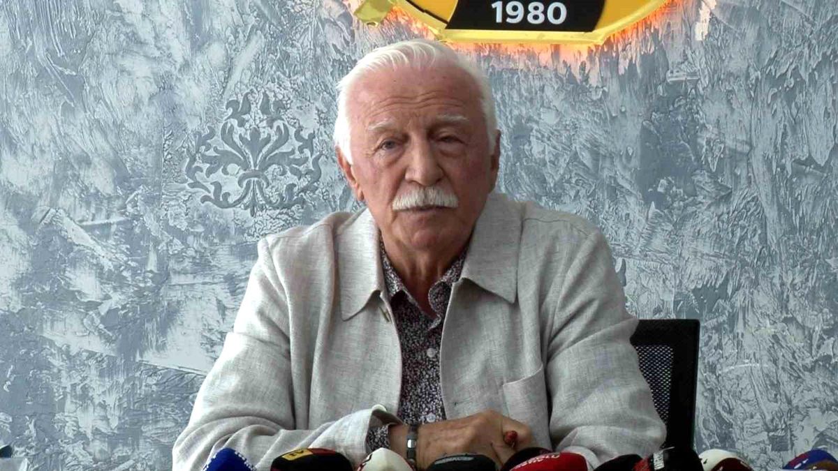 CHP\'li Nakipoğlu\'ndan İstifa