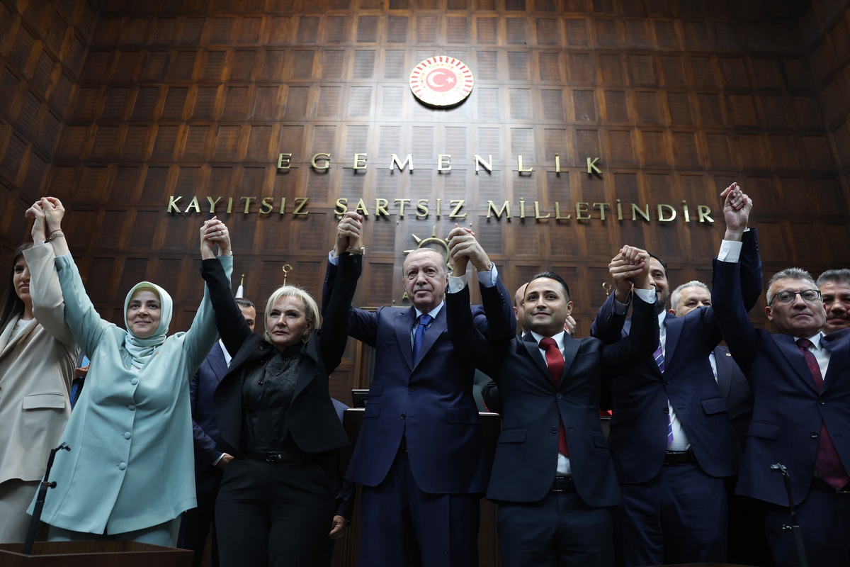 Cumhurbaşkanı Erdoğan: Örgütün tasfiye sürecini hızlandıracak bir yasal çerçeve üzerinde çalışıyoruz