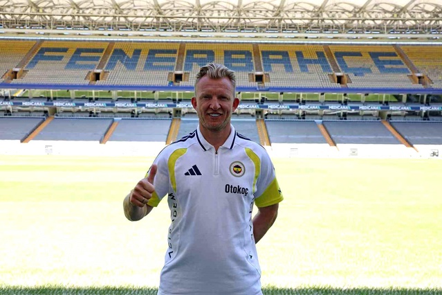 Dirk Kuyt Fenerbahçe’ye Dönüyor