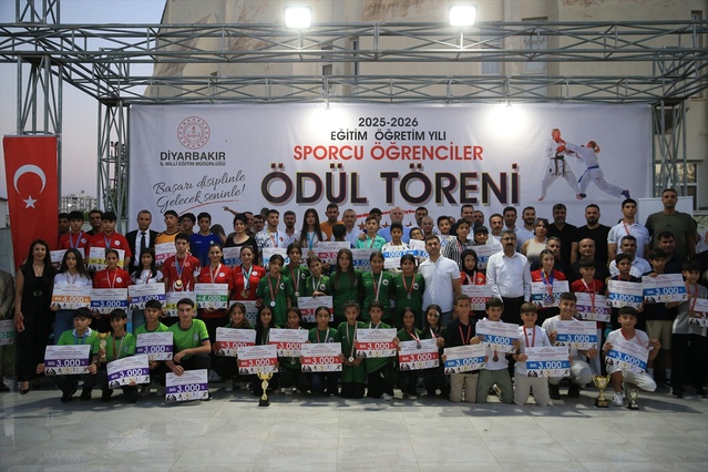Diyarbakır’da Sporcu Öğrenciler Ödüllendirildi