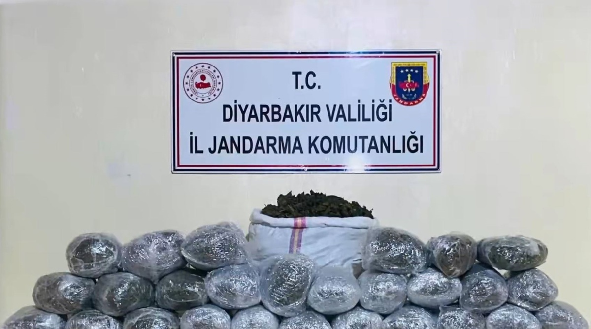 Diyarbakır\'da Büyük Uyuşturucu Operasyonu