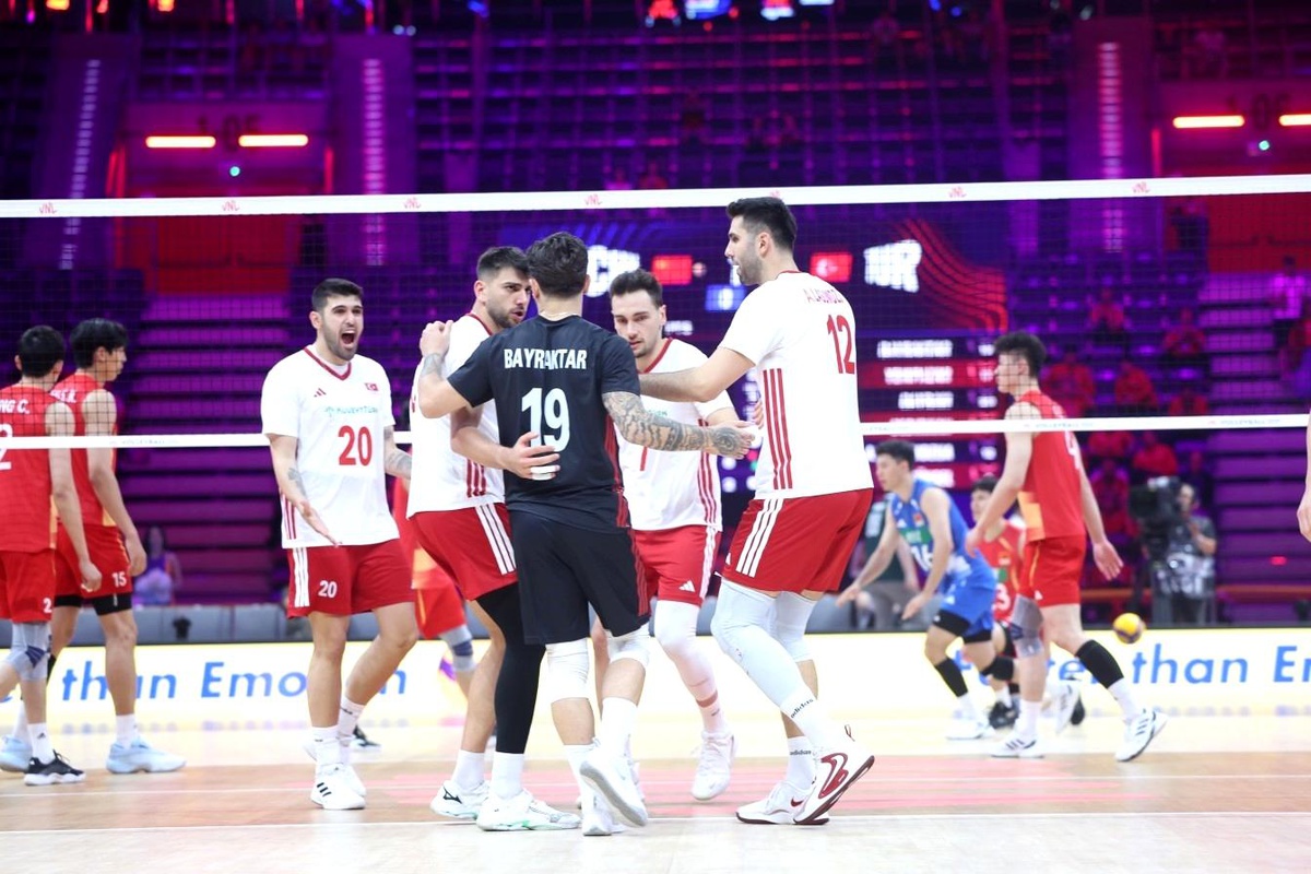 Filenin Efeleri Çin\'i 3-0 Yendi