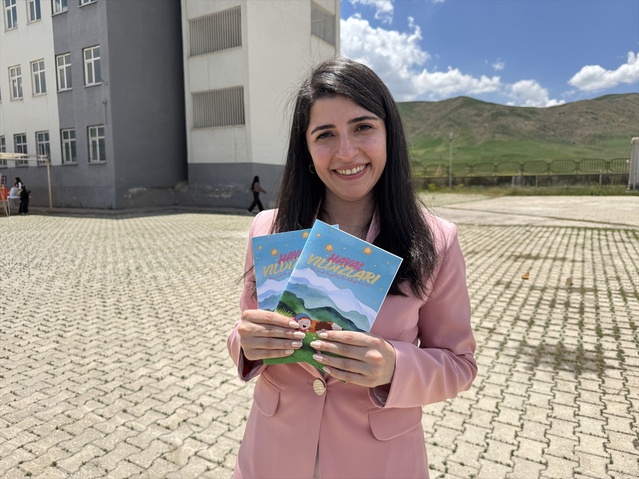 Yüksekova’da Öğrencilerden Hikaye Kitabı
