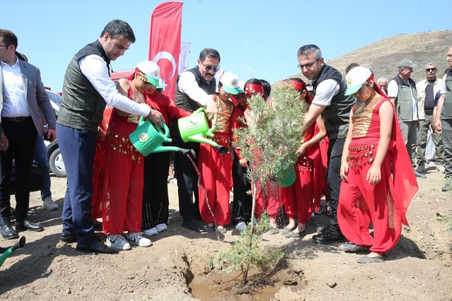 Hatay’da 1000 Fidan Dikimi