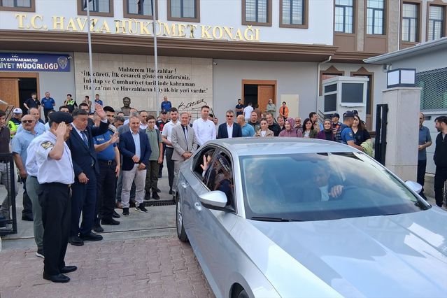 Havza’da Metruk Yapı Yıkıldı