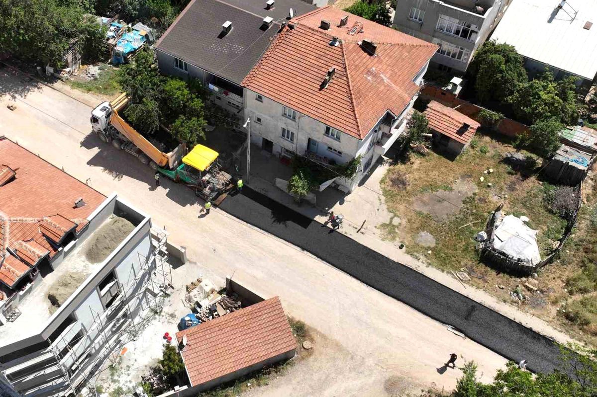 İnegöl\'de yollar yenileniyor