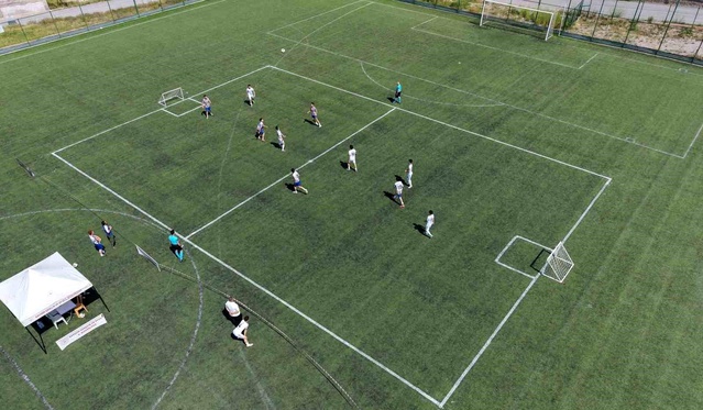 Kayseri’de 5×5 Futbol Gençlik Kupası