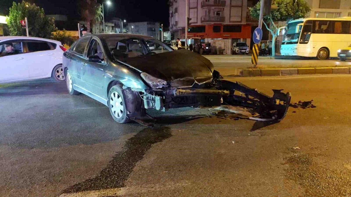 Kırmızı Işık İhlali Kaza Sonucu 82 Bin TL Ceza