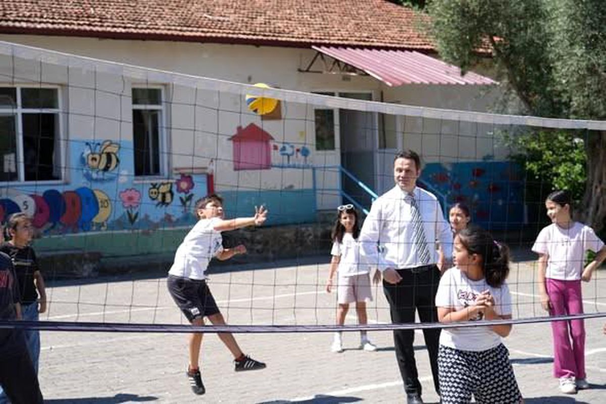 Muğla\'da Yıl Sonu Etkinlikleri Coşkuyla Devam Ediyor