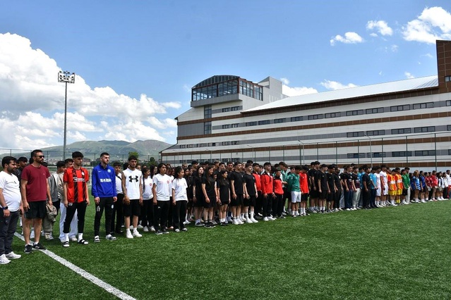 Erzurum’da 5×5 Futbol Turnuvası Başladı