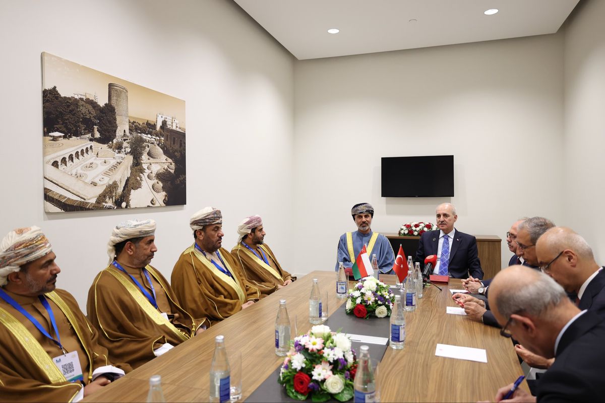 Kurtulmuş ve Al Maawali Bakü\'de Görüştü