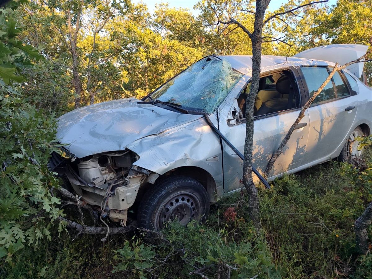 Uşak\'ta Trafik Kazası: 1 Ölü, 1 Yaralı