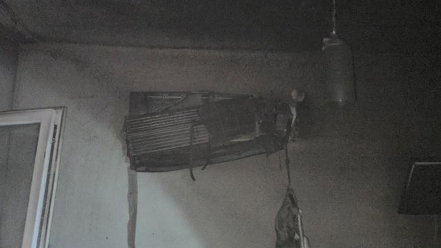 Kozan’da Ev Yangını: 67 Yaşındaki Kadın Hastaneye Kaldırıldı