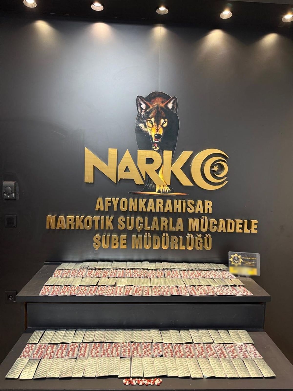 Afyonkarahisar\'da Uyuşturucu Operasyonu