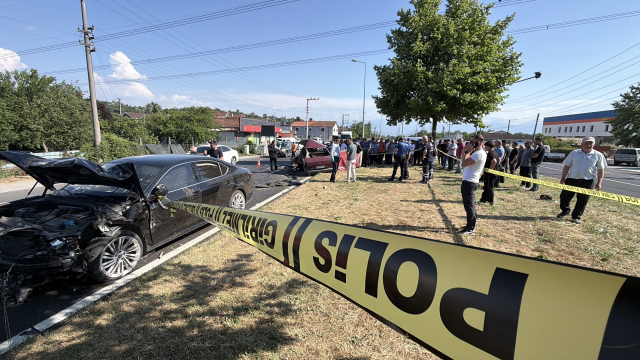 AK Parti Düzce Milletvekili Ercan Öztürk kaza yaptı: 1 ölü, 2 yaralı