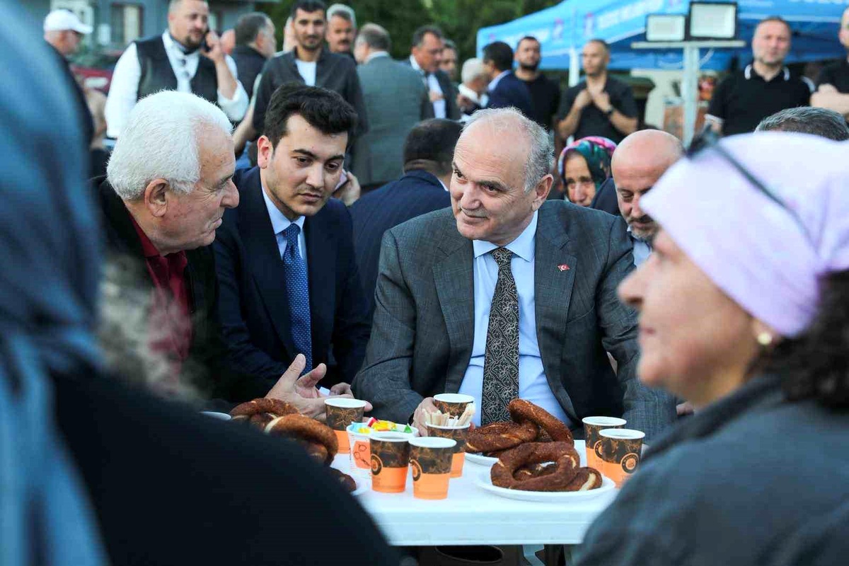 Başkan Özlü\'den mahalle buluşması: \'Seçim için değil\'