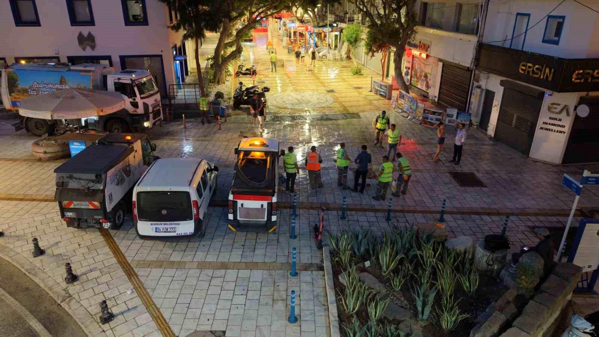 Bodrum Çarşı Mahallesi\'nde kapsamlı temizlik